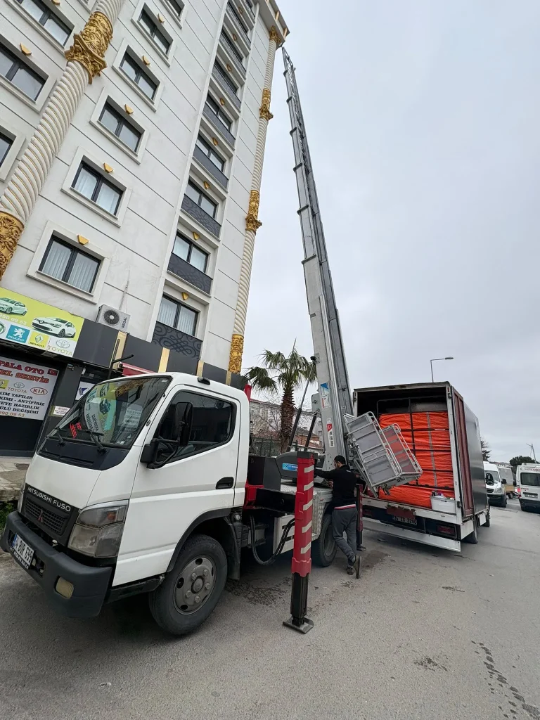 Asansörlü evden eve nakliyat - taşımacılık vinçli